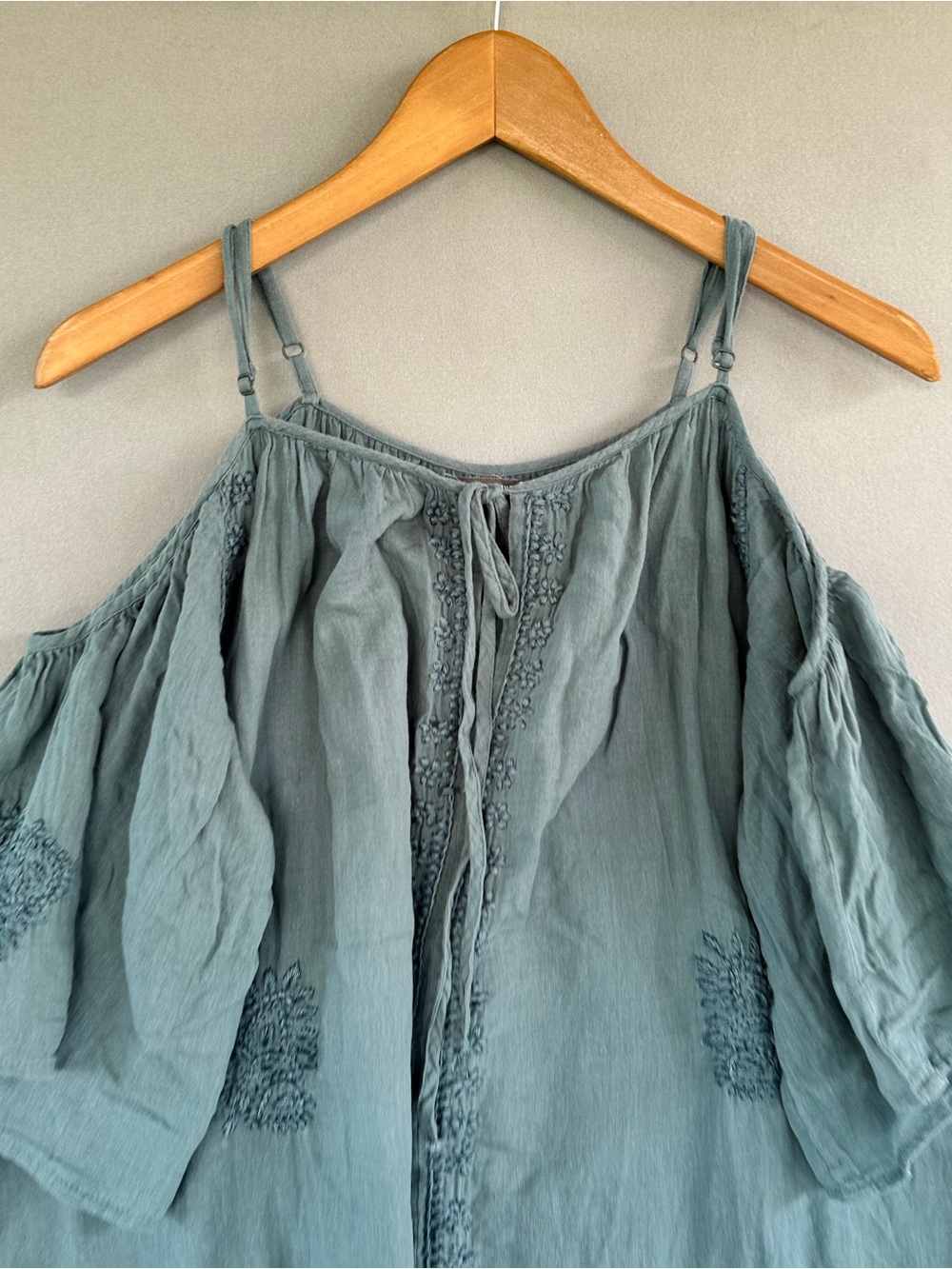 🎉5 for $45🎉 Earthbound top blouse shirt size S - Picture 4 of 8